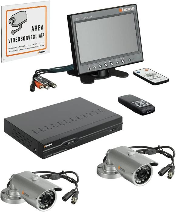 KIT VIDEOSROVEGLIANZA BTICINO CON DVR 4 INGRESSI CON LAN 391863 + MONITOR 7″